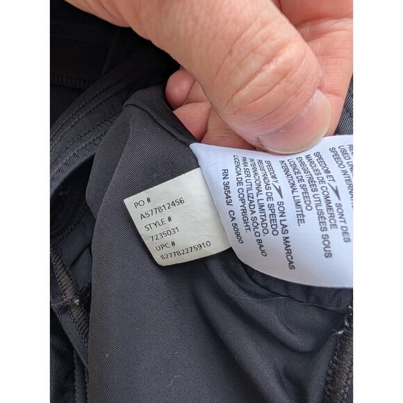 Speedo Womens PowerFlex Swimsuit 8 Black Racer Back Full Coverage Built In Bra - Picture 5 of 6